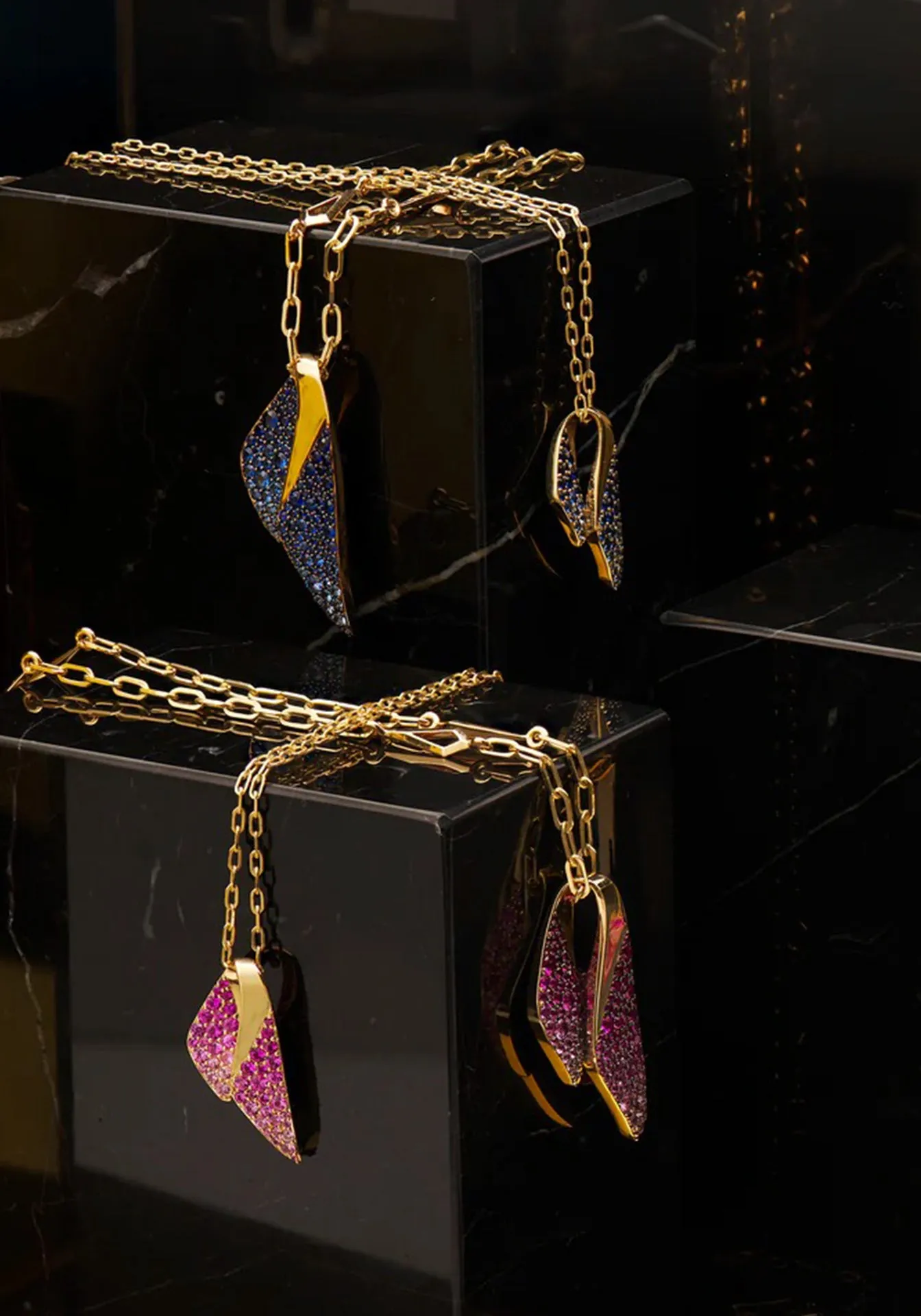 Ailes, 18K Yellow Gold   Green Sapphires   Tsavorites Pendant