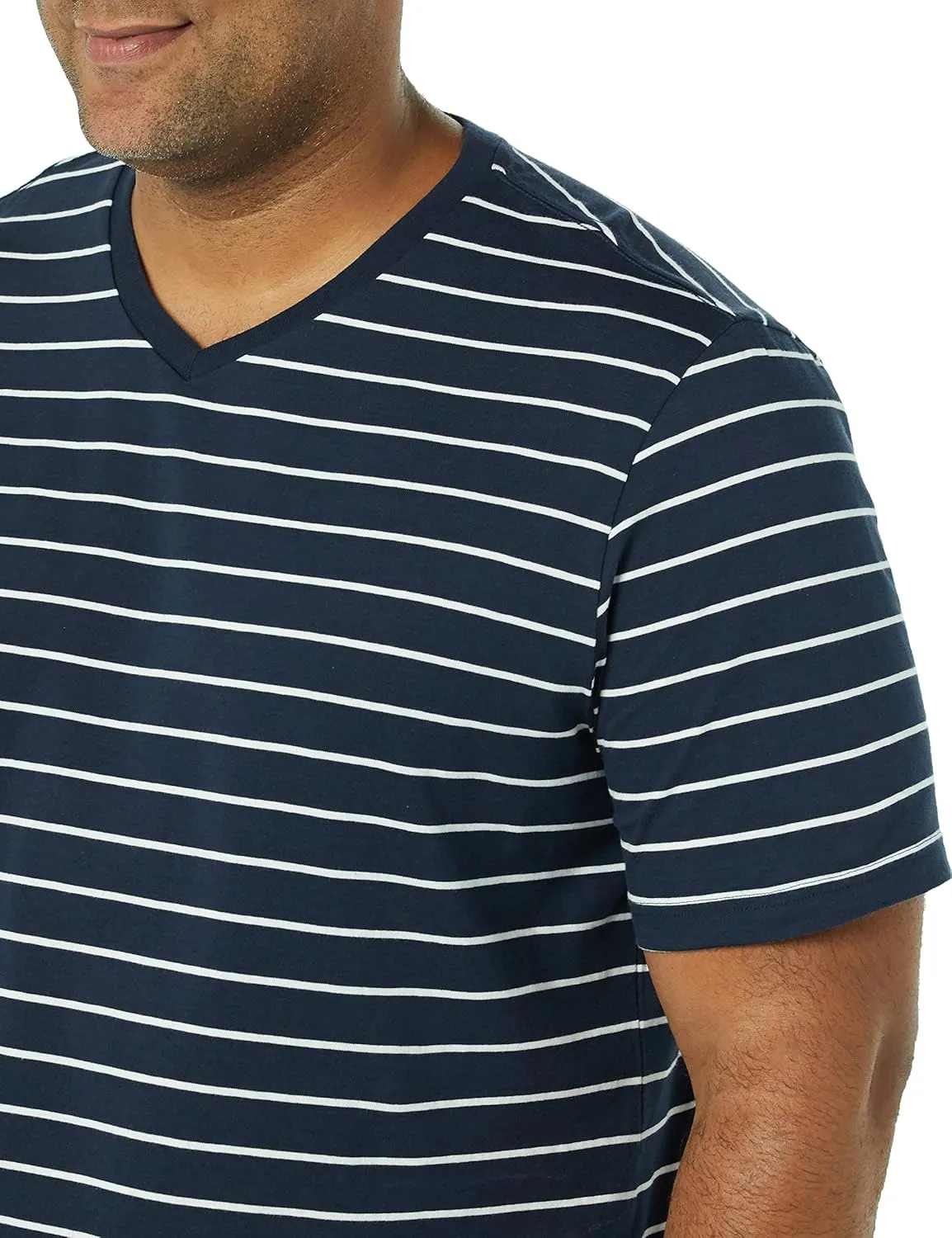 Amazon Essentials Men's T-Shirt Regular-Fit Short-Sleeve V-Neck (Available in Big & Tall), Pack of 2
