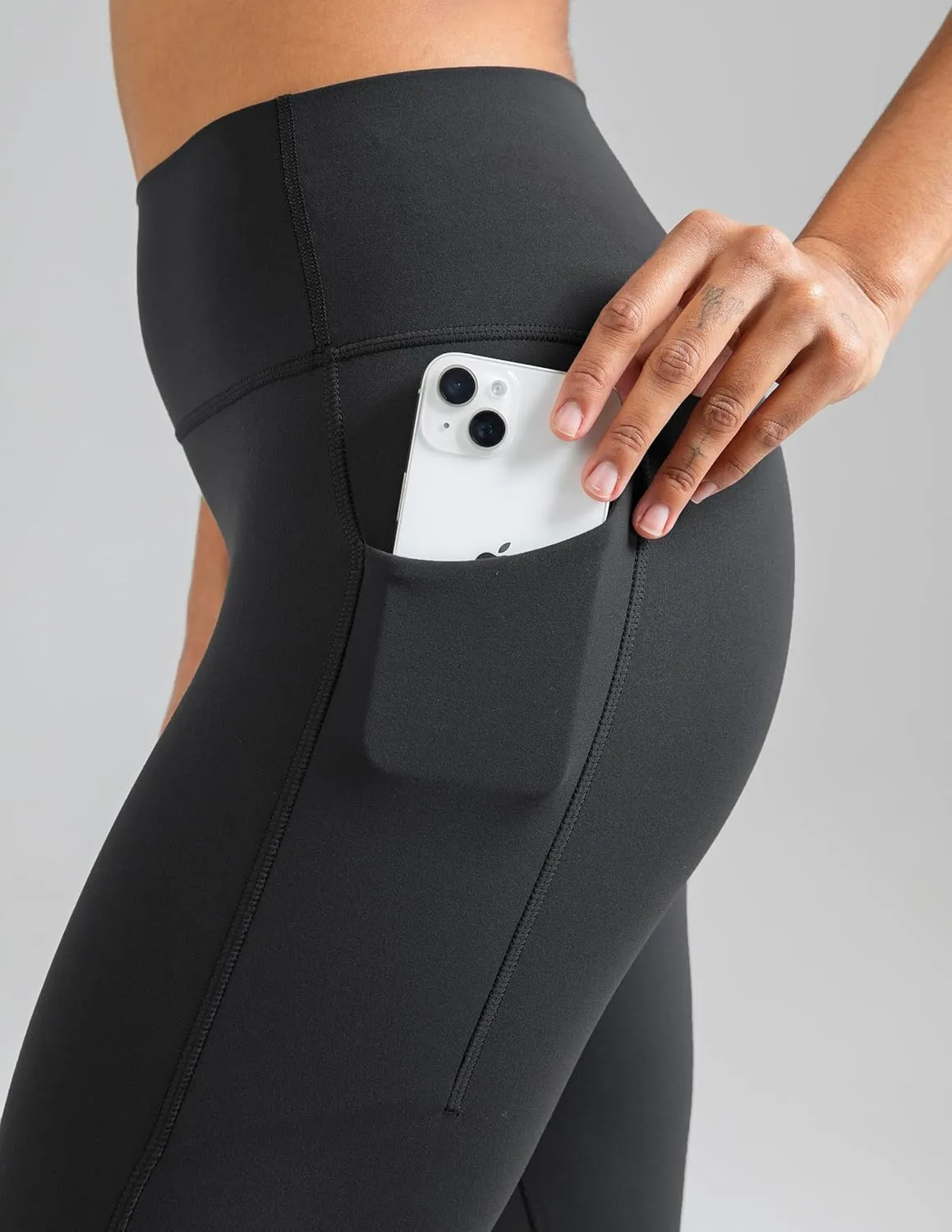Colorfulkoala Dreamlux No Front Seam Leggings with Pockets for Women, High-Waisted Soft Yoga Pants