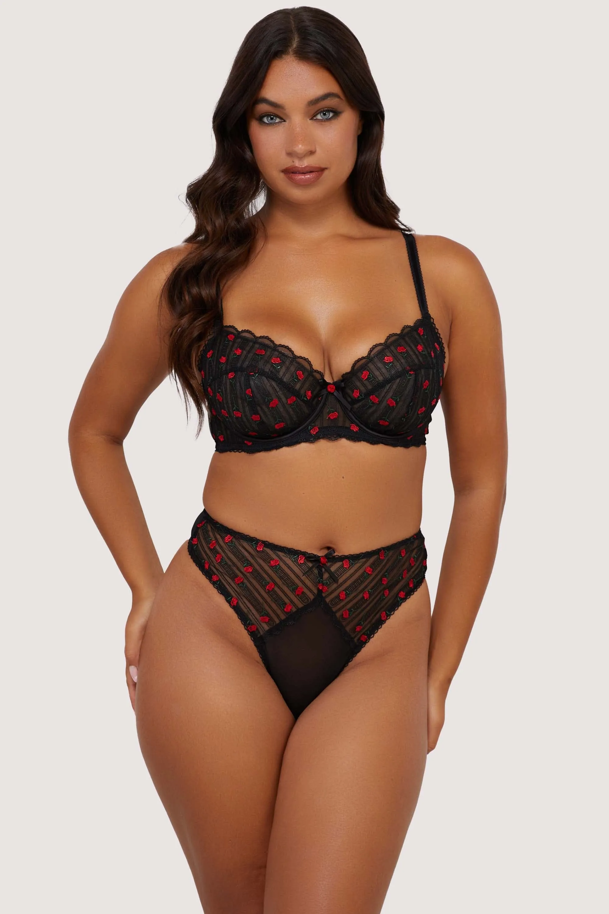 Elodie Black and Red Rosebud Embroidery Set