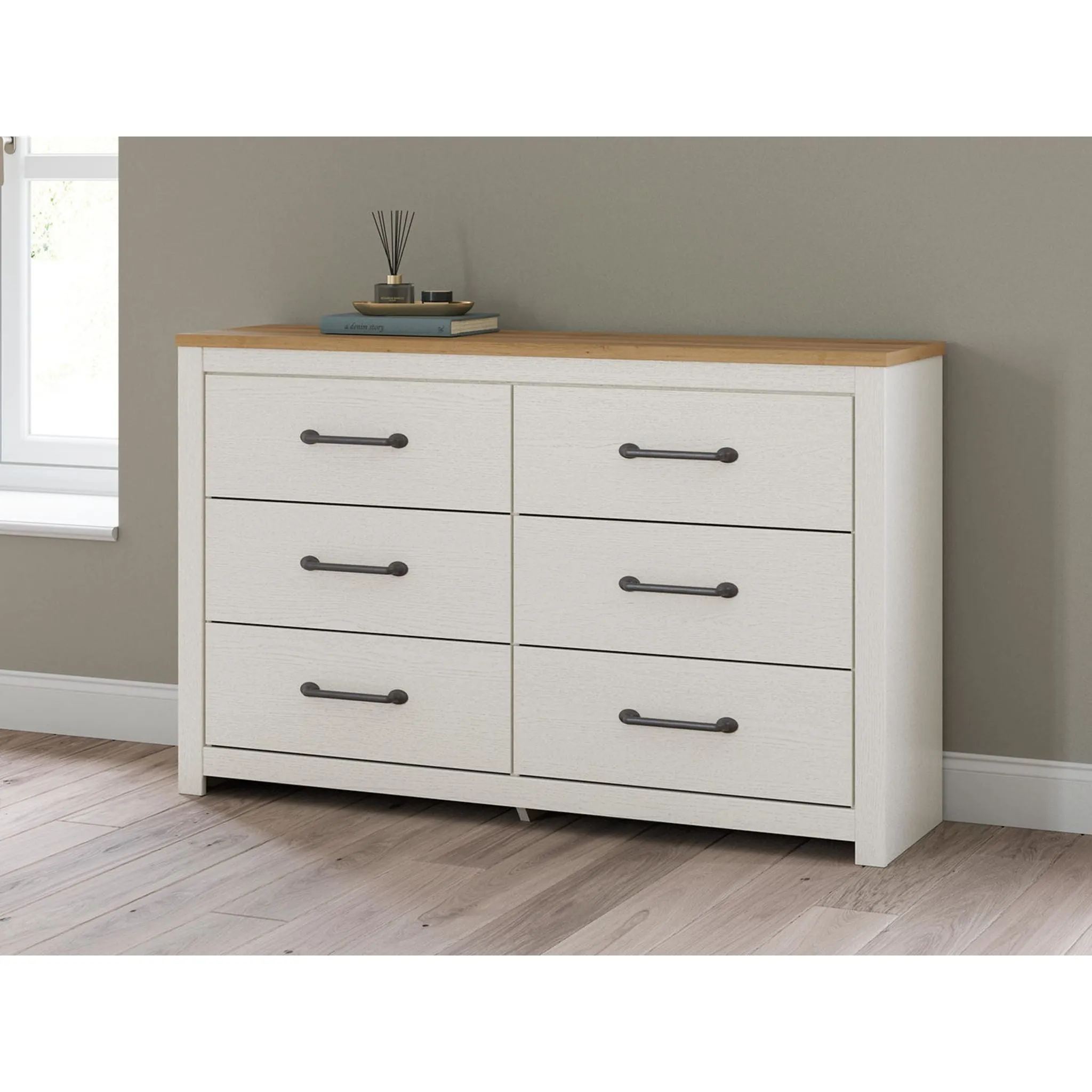 Linnocreek Dresser