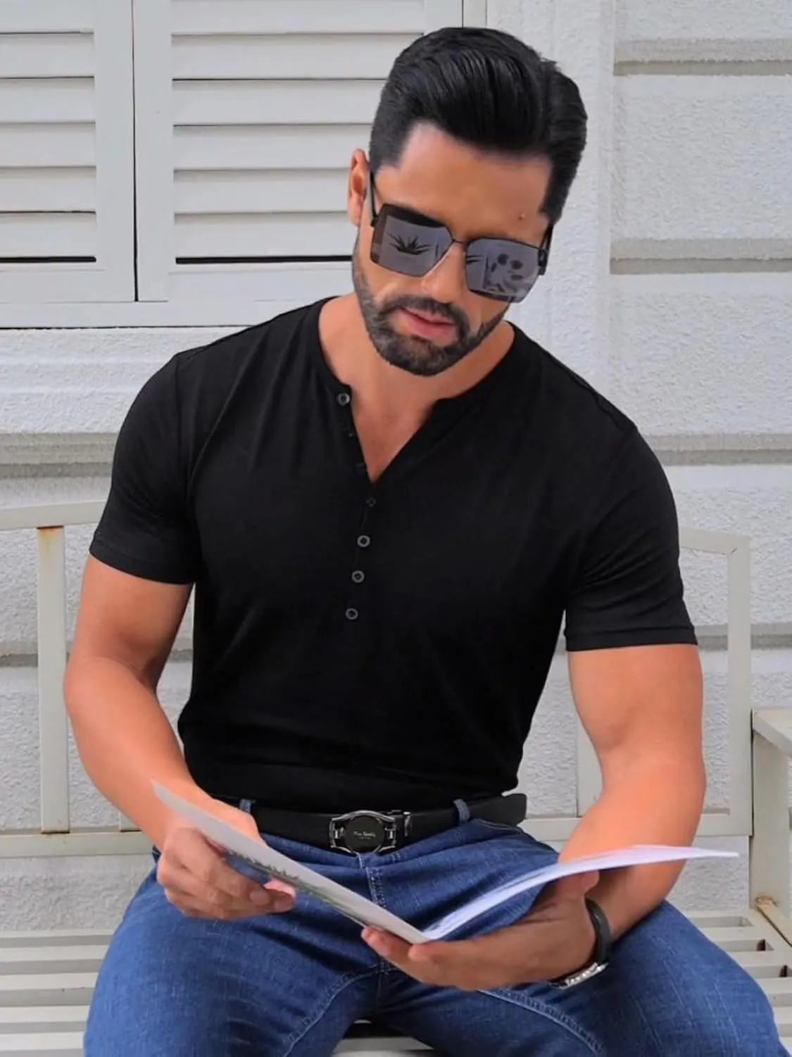 Mens Henley Shirts Short Sleeve Casual V Neck T Shirts Slim Fit Henley Muscle Tshirts Stylish Summer Tee Shirts