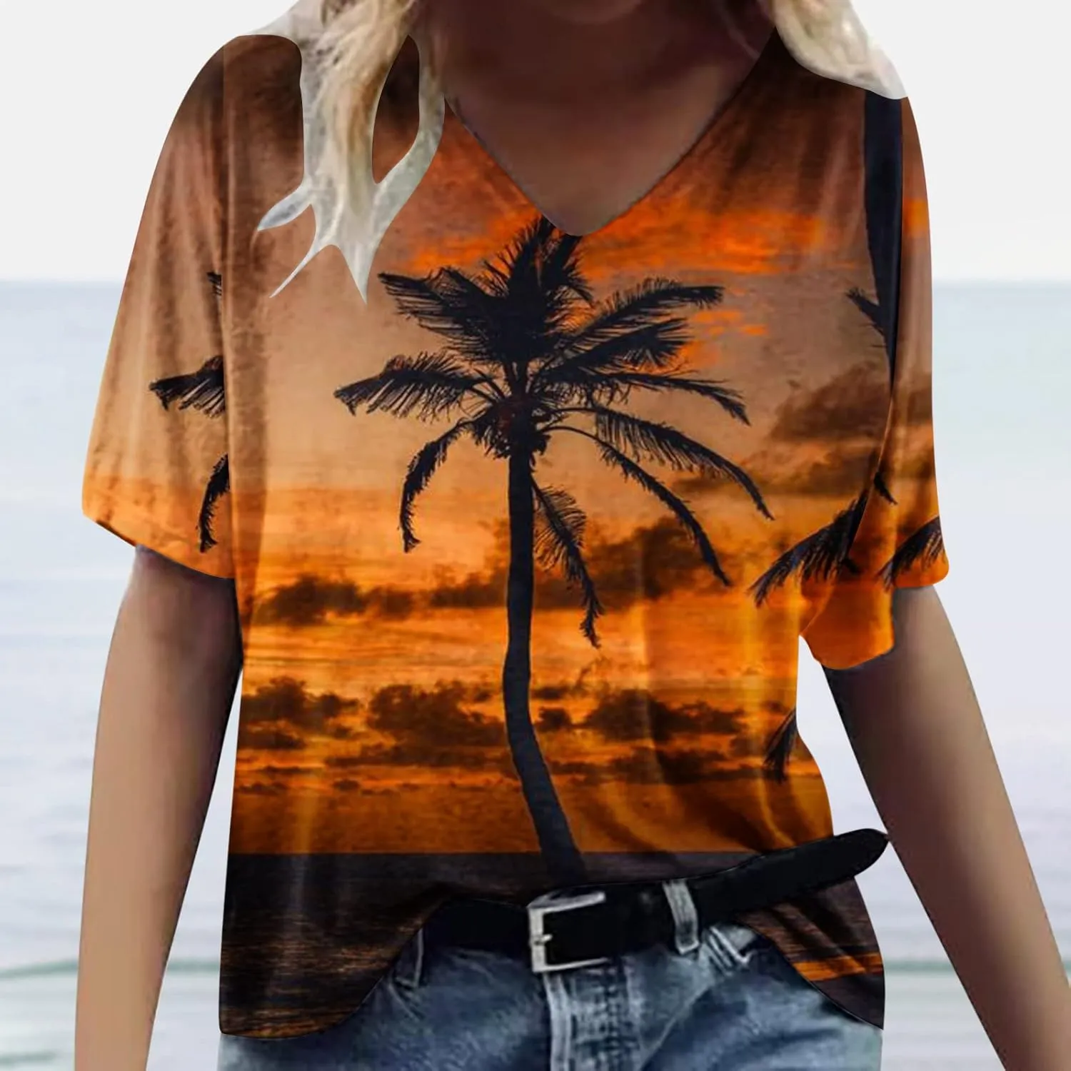 Mzkdieey Sunset Palm Tree Shirts for Women Hawaiian Summer T-Shirt Vintage Short Sleeve V Neck Tees Vacation Beach Tops
