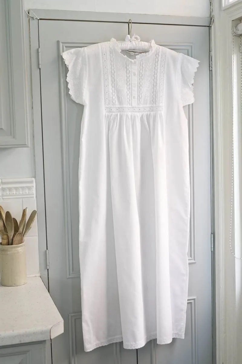 Regency Nightdress - Short-Sleeved Emma Design