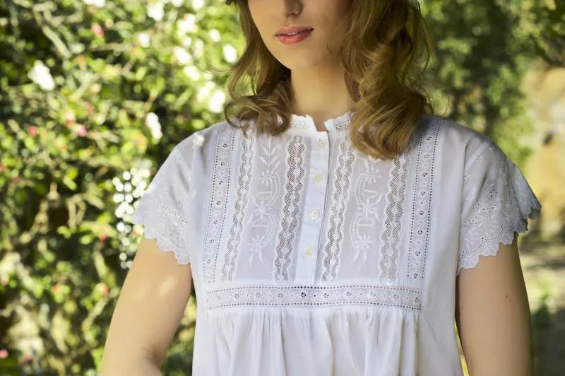 Regency Nightdress - Short-Sleeved Emma Design