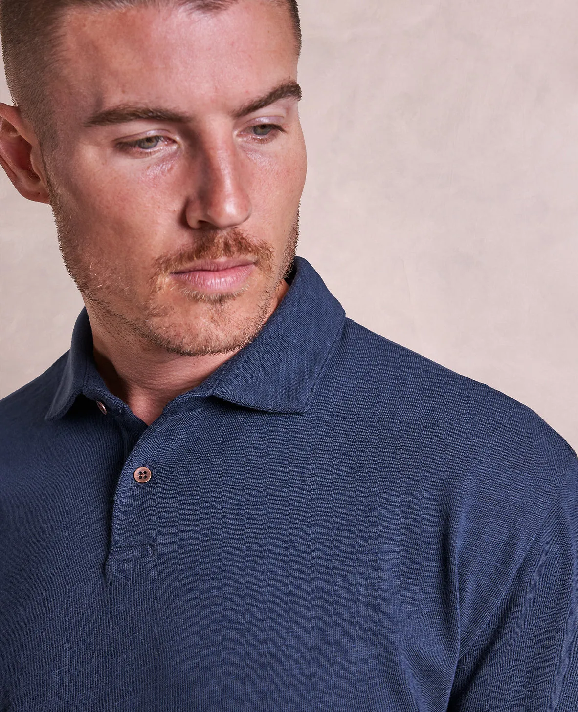 The Bowen - Distressed SS Polo - Navy