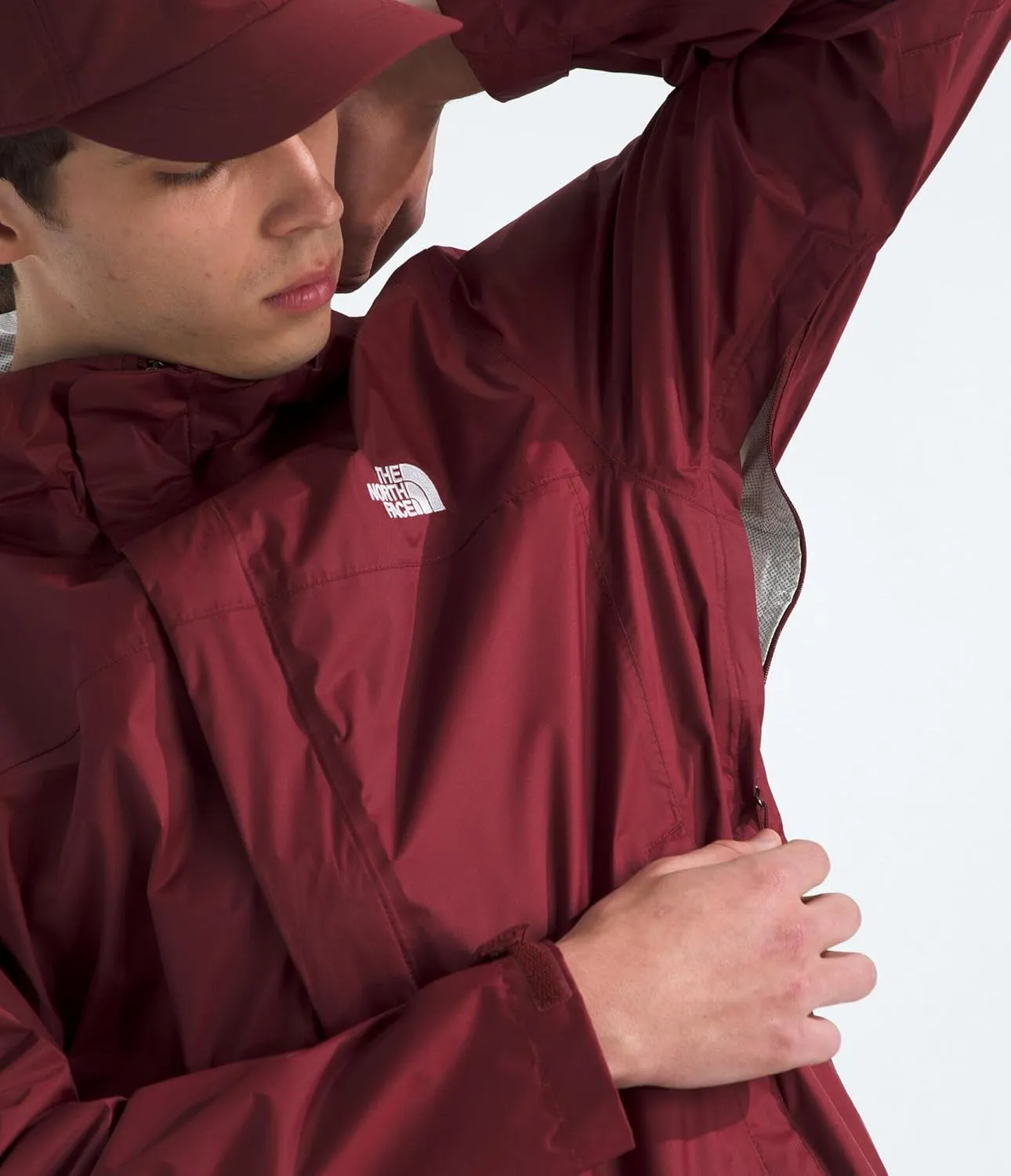 THE NORTH FACE Mens Venture 2 Waterproof Hooded Rain Jacket