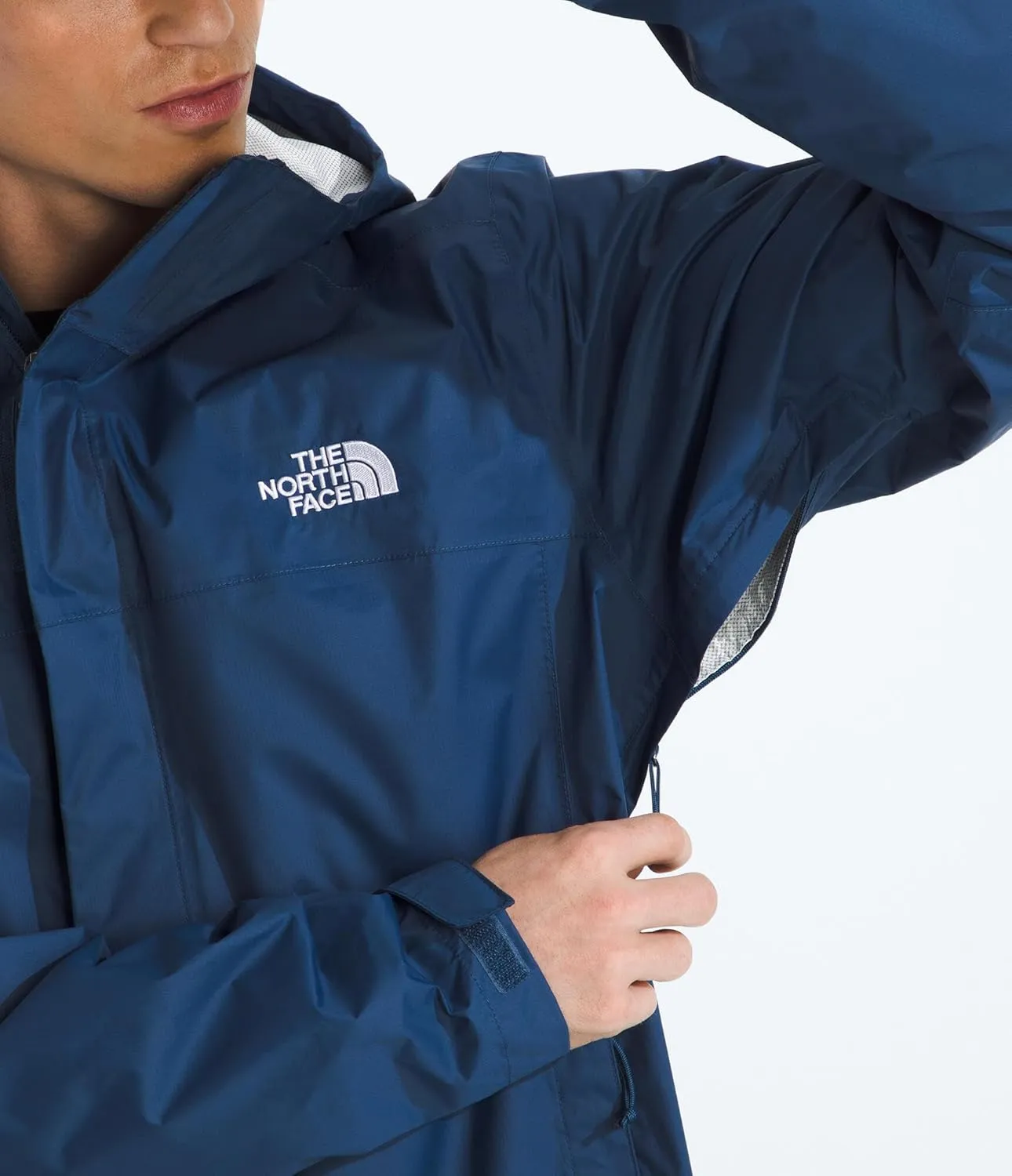 THE NORTH FACE Mens Venture 2 Waterproof Hooded Rain Jacket
