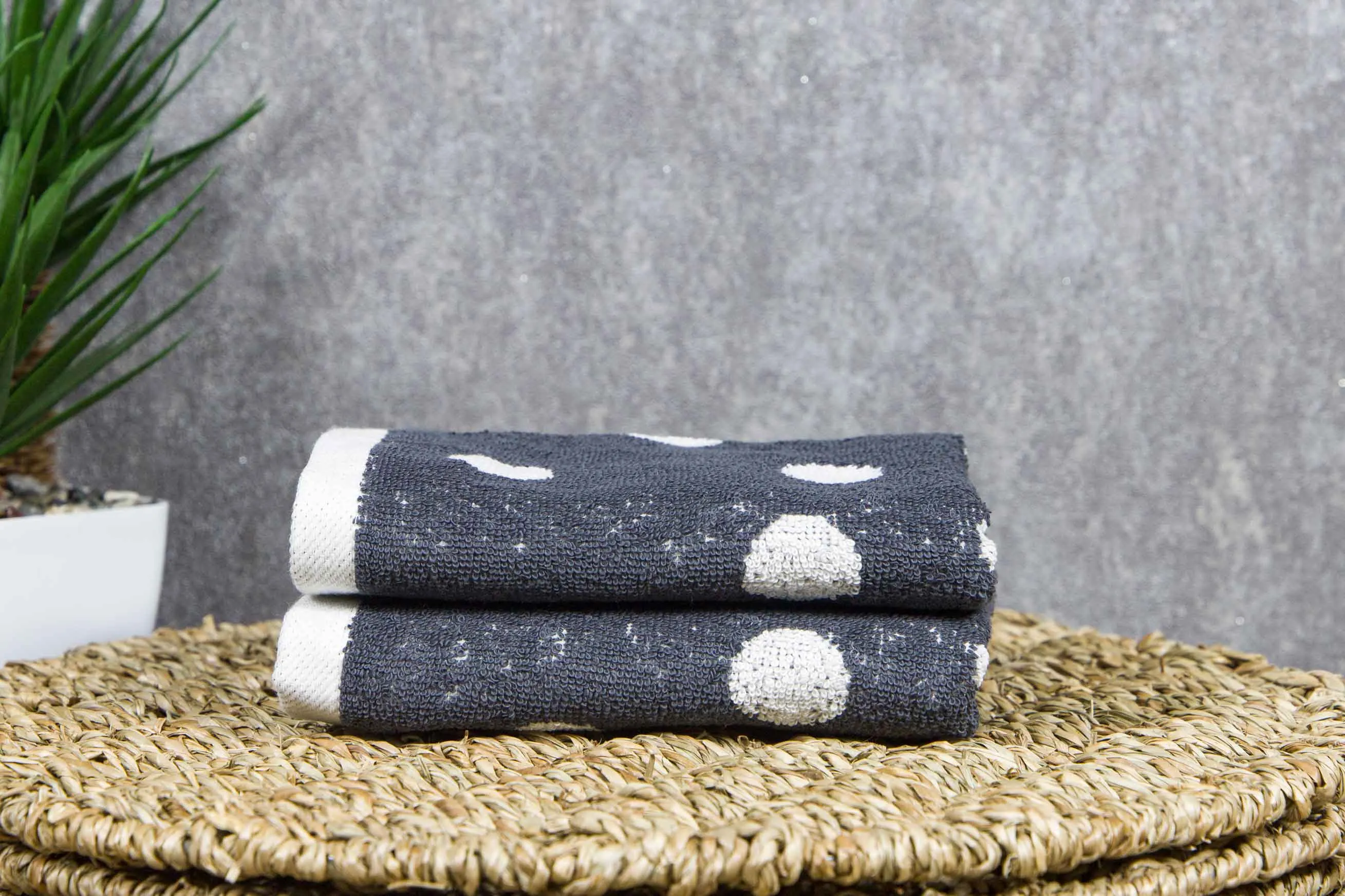 Tyne Collection of Cotton Guest Towel Set of 2 - Anthracite & White Spots