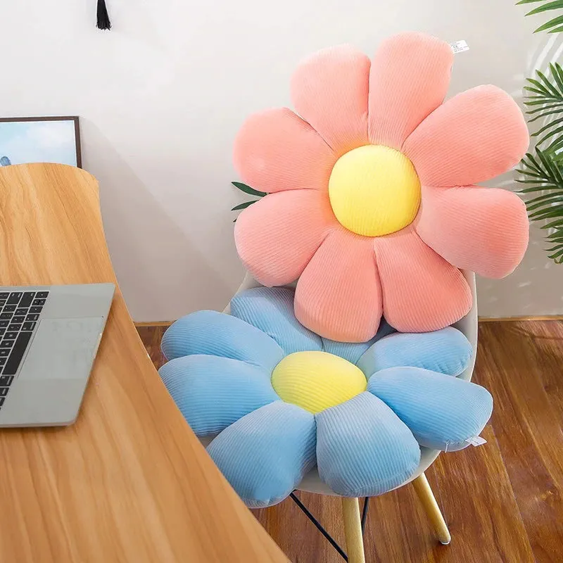 White Daffy Flower Pillow