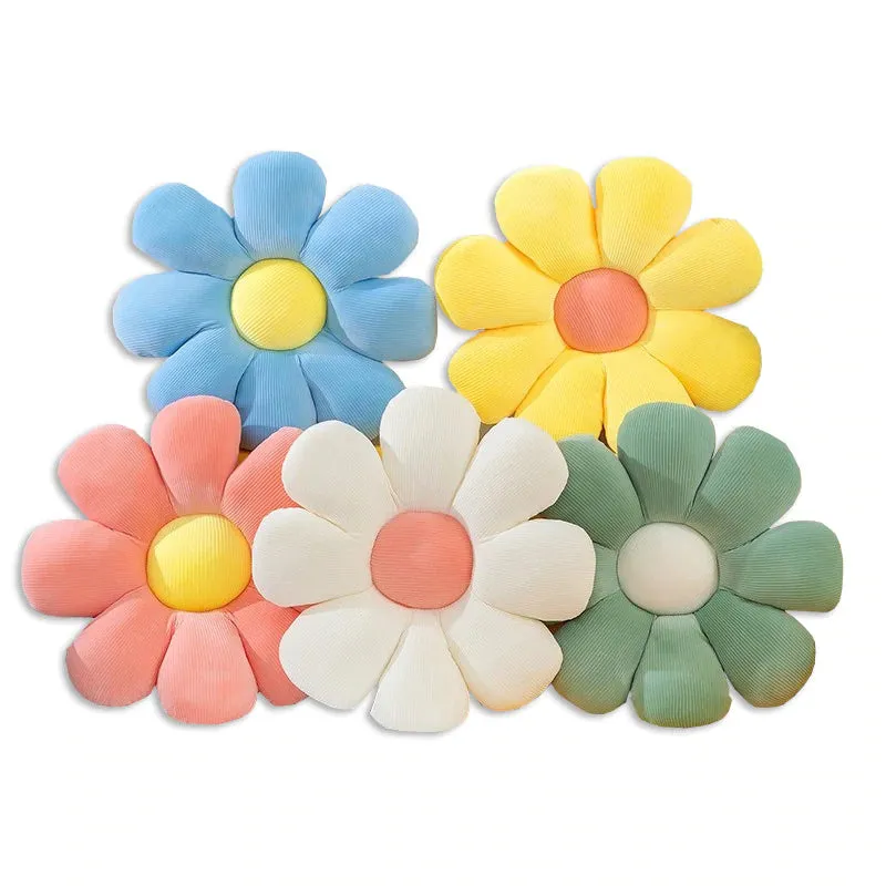 White Daffy Flower Pillow