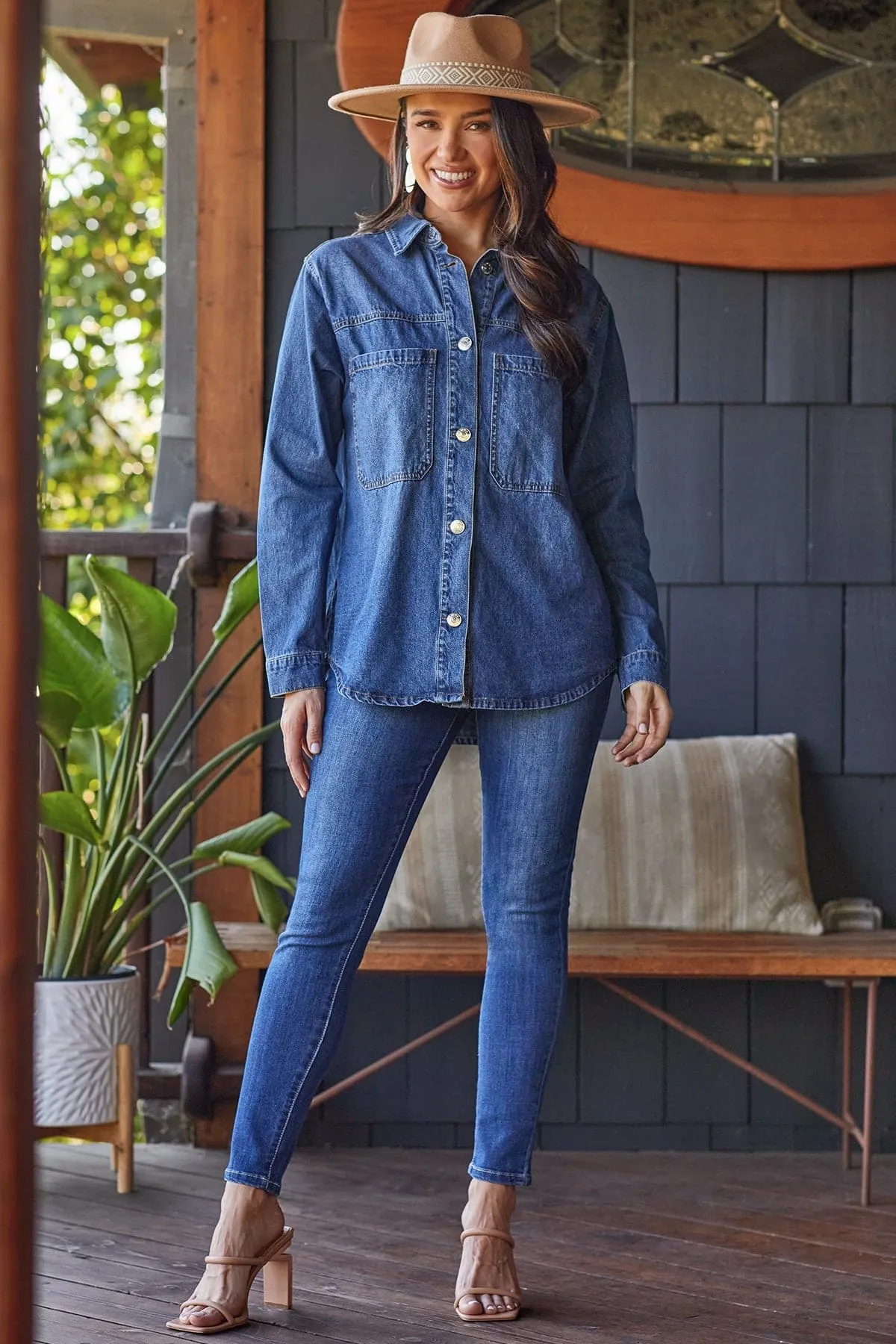 Women's Curvy Fit High Rise Skinny Jeans